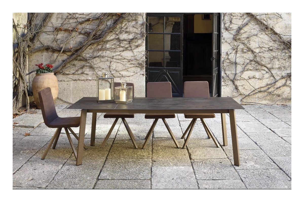 table-fIxe-extensible-plateau-céramique-structure-pieds-acier